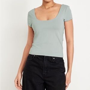 NWOT Old Navy Scoop-Neck Short Sleeve Top in Light Sage
